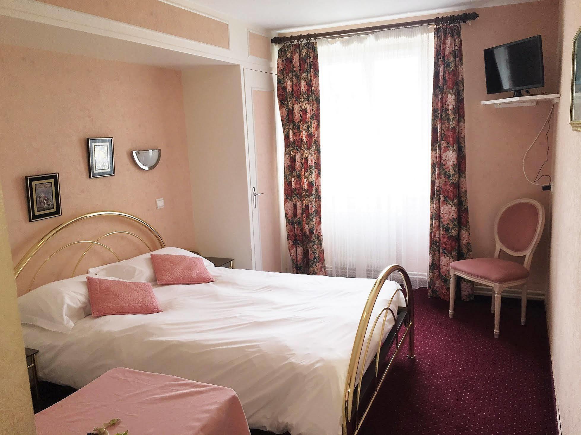 Hotel Le Rocher Blanc アルバレ・サント・マリー エクステリア 写真