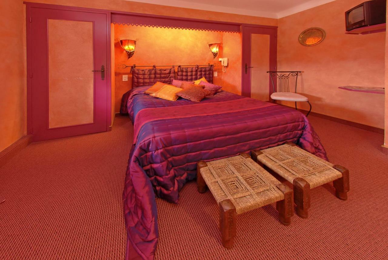 Hotel Le Rocher Blanc アルバレ・サント・マリー エクステリア 写真